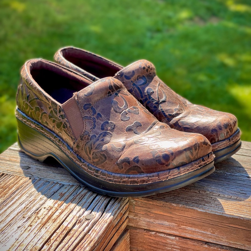 Klogs Leather Shoes